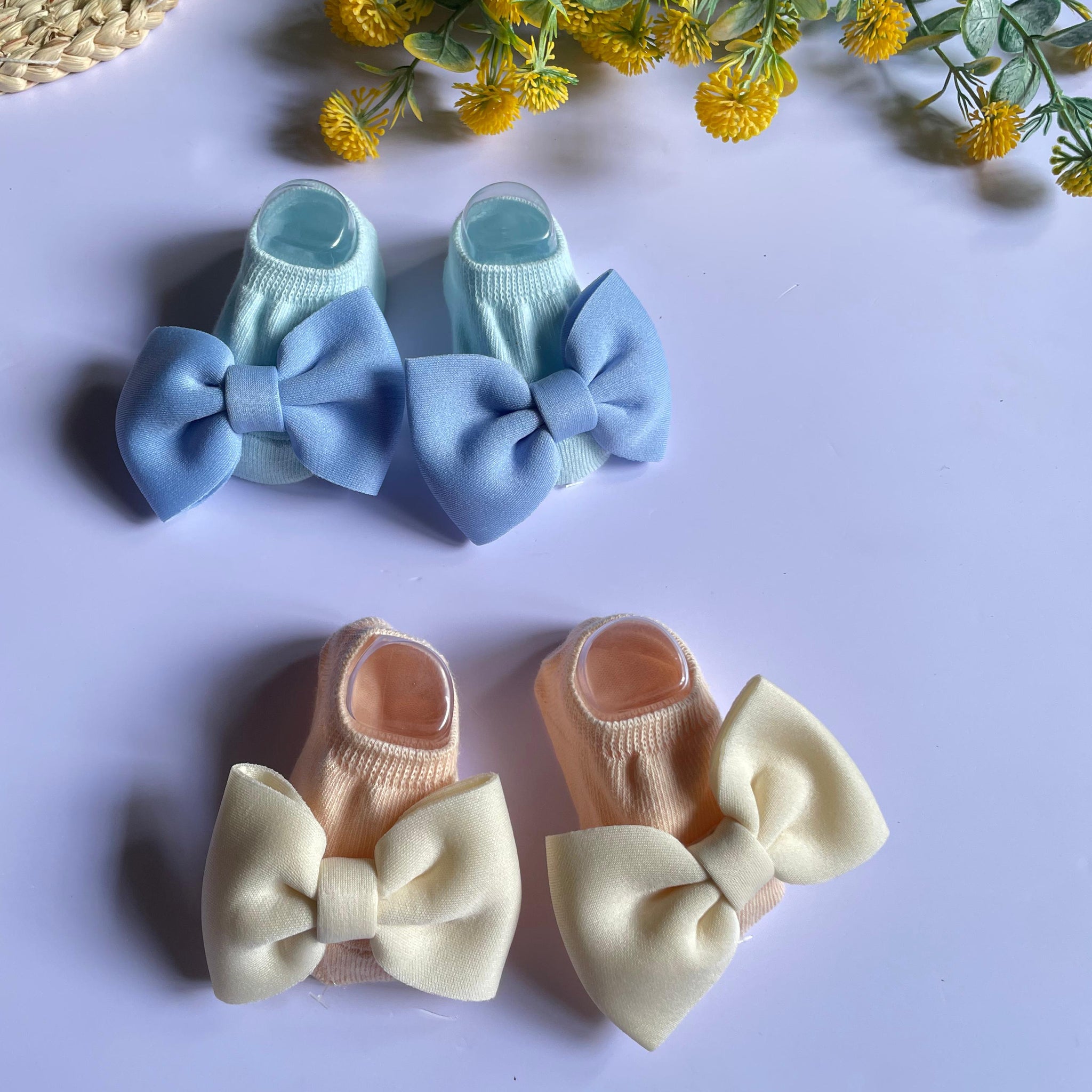Tiny toes bow socks