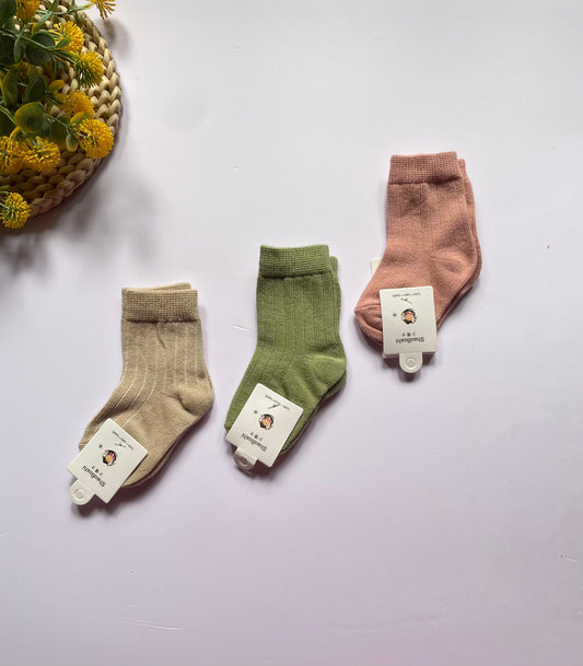 Unisex autumn colors socks