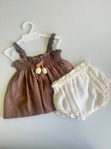 Brown Top & Ivory Bloomer Set