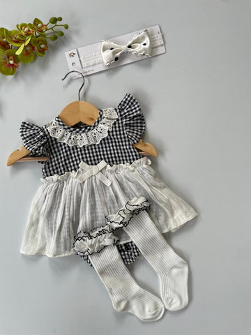 Cottage gingham apron set