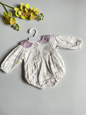 Hattie eyelet