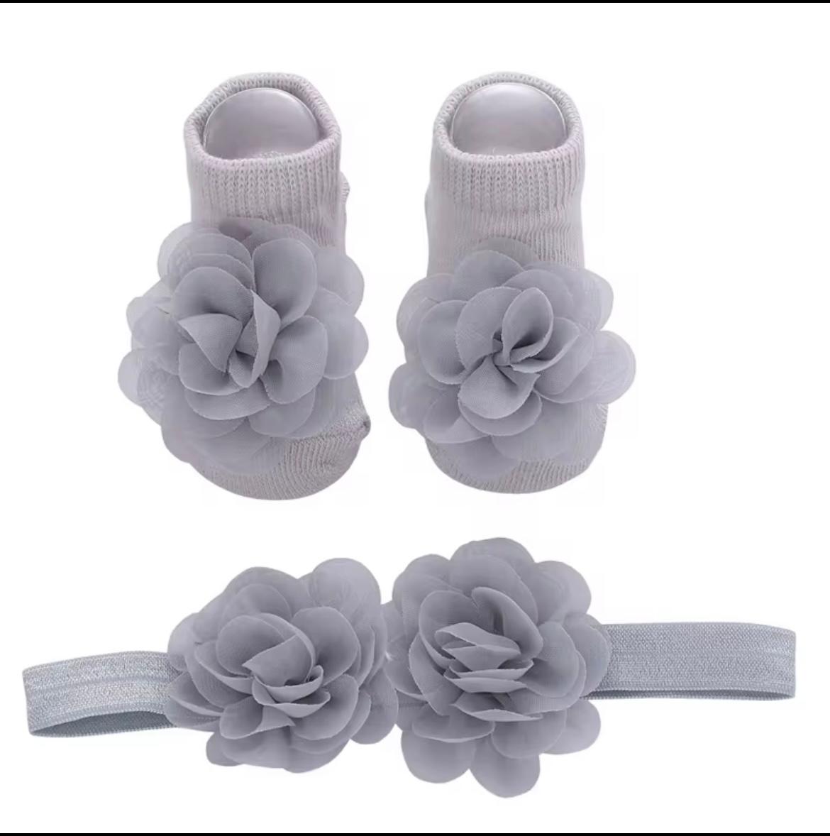 Flower bow and socks set