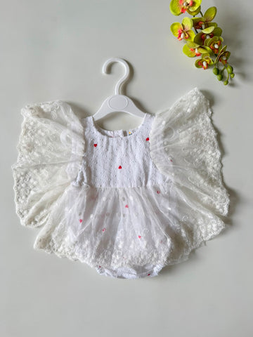 Lace flutter bubble