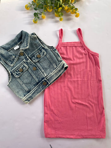 Slim fit pink top with denim jacket