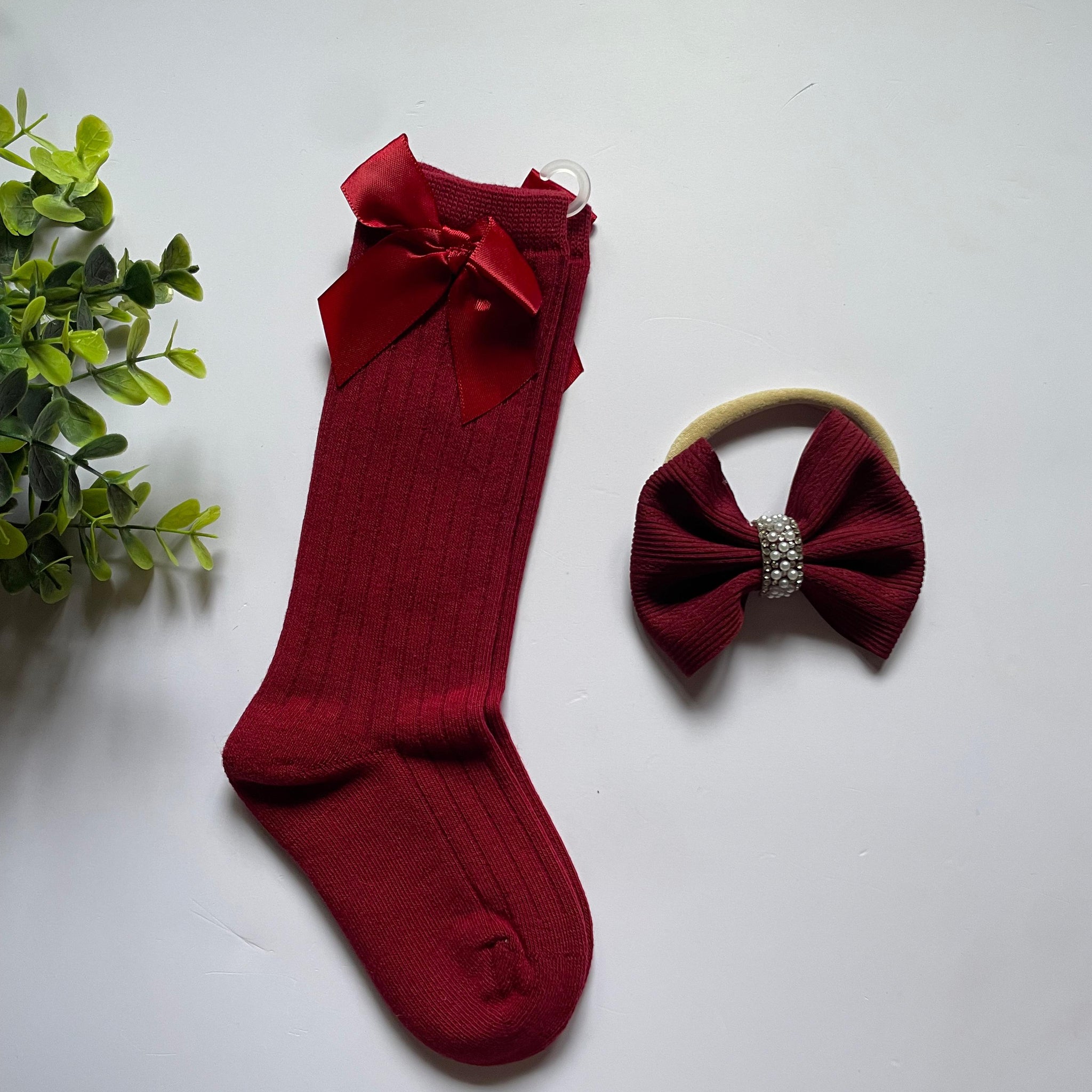 Maroon set