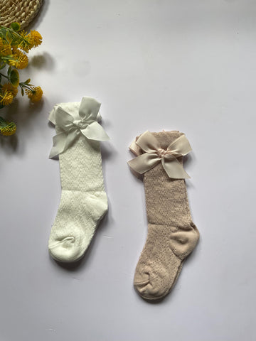 Knee length net socks
