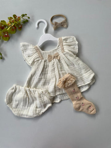 Meadow Breeze Ruffle Ensemble